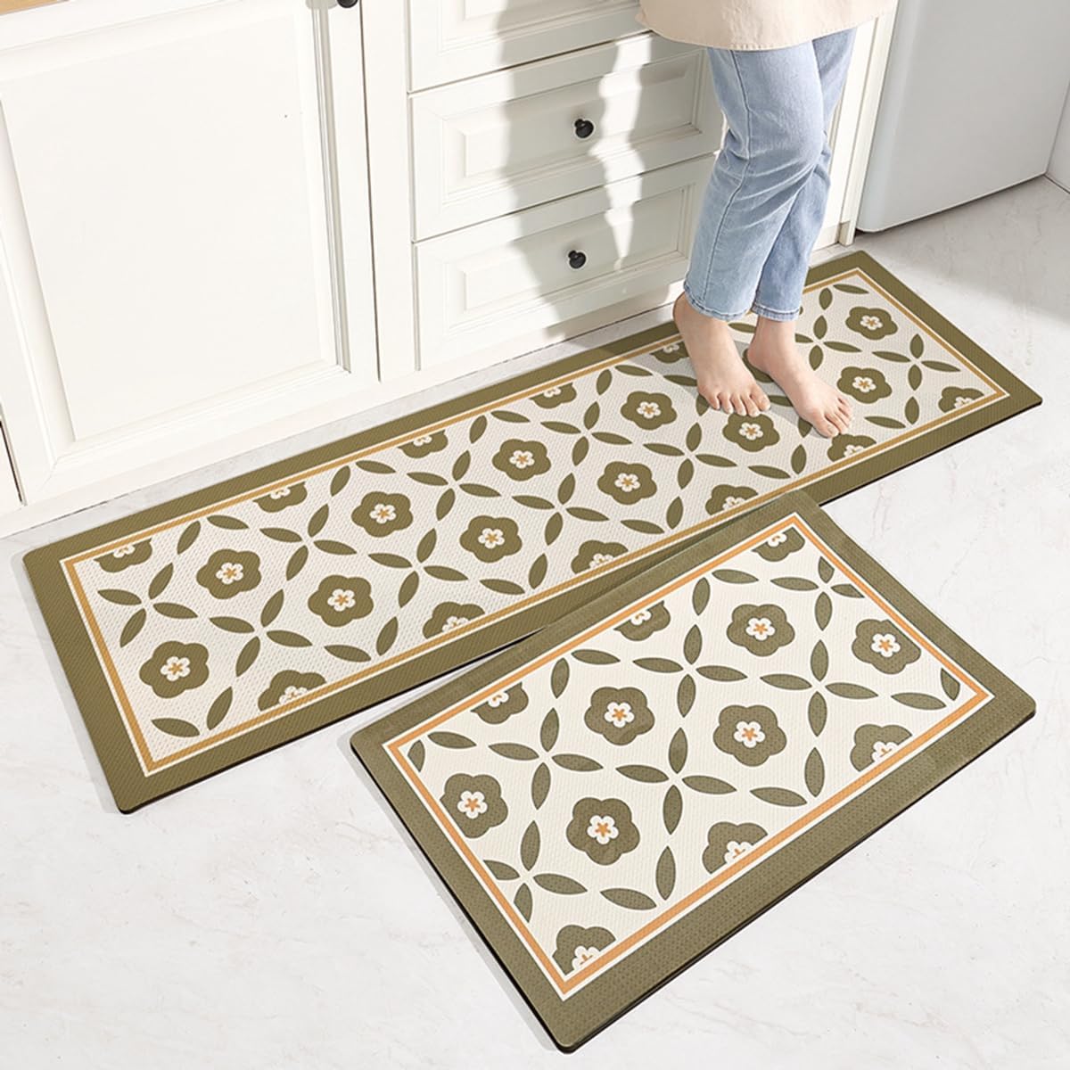 「Tuokus」キッチンマット 拭ける 75×45cm 玄関マット カーペット ラグマット 廊下マット 台所マット 洗える 滑り止め付き 厚手防音 掃除易い 抗菌防臭 吸水 厚手 長方形 水や油の吸収が良い 防汚 TCFJ22