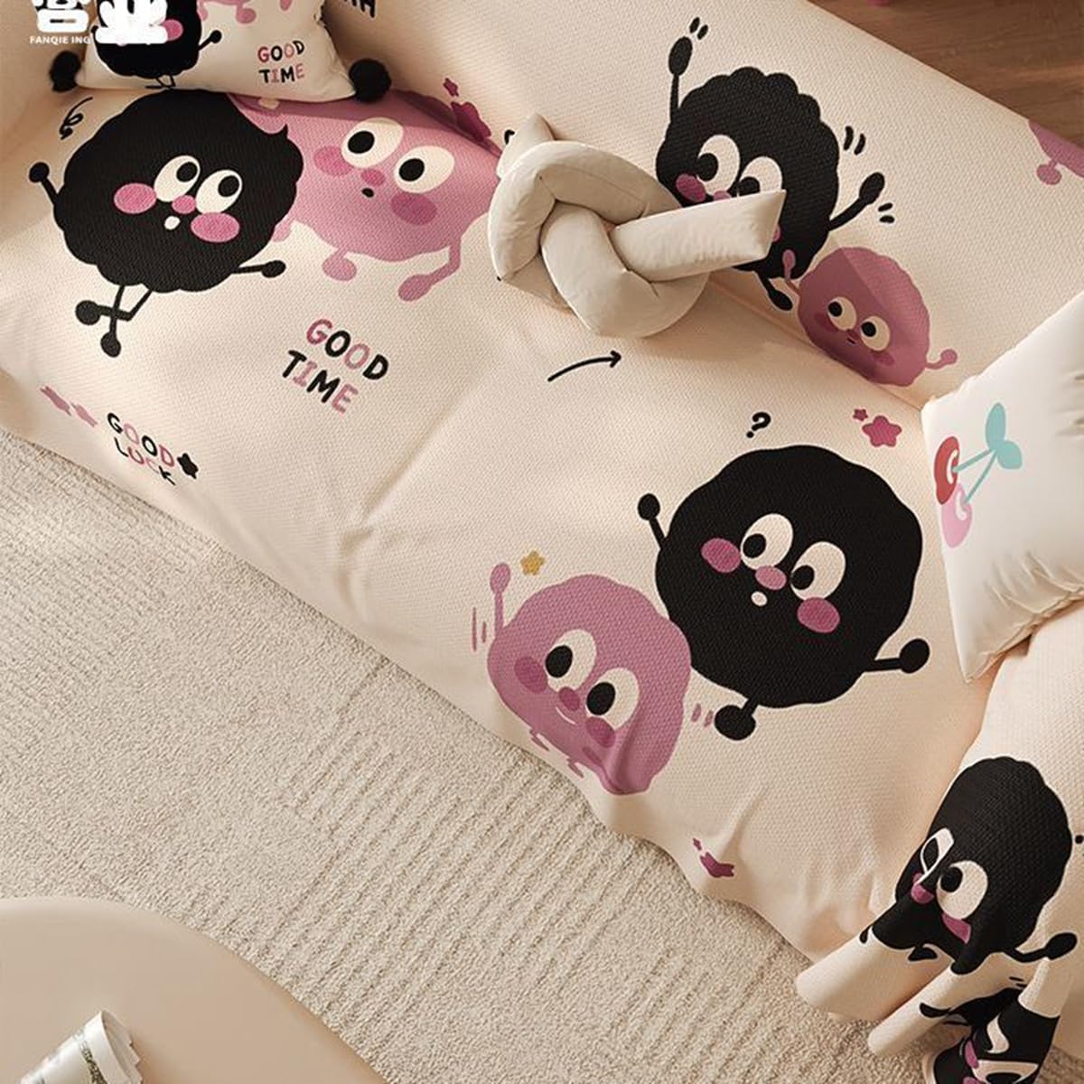 「Tuokus」ソファーカバー 180×180cm 2人掛け・3人掛け 肘付き 洗える ペットの引っかき傷防止 通気性 ふんわり おしゃれ 滑り止め付き 汚れ防止 防塵 オールシーズン対応 Sofajia63