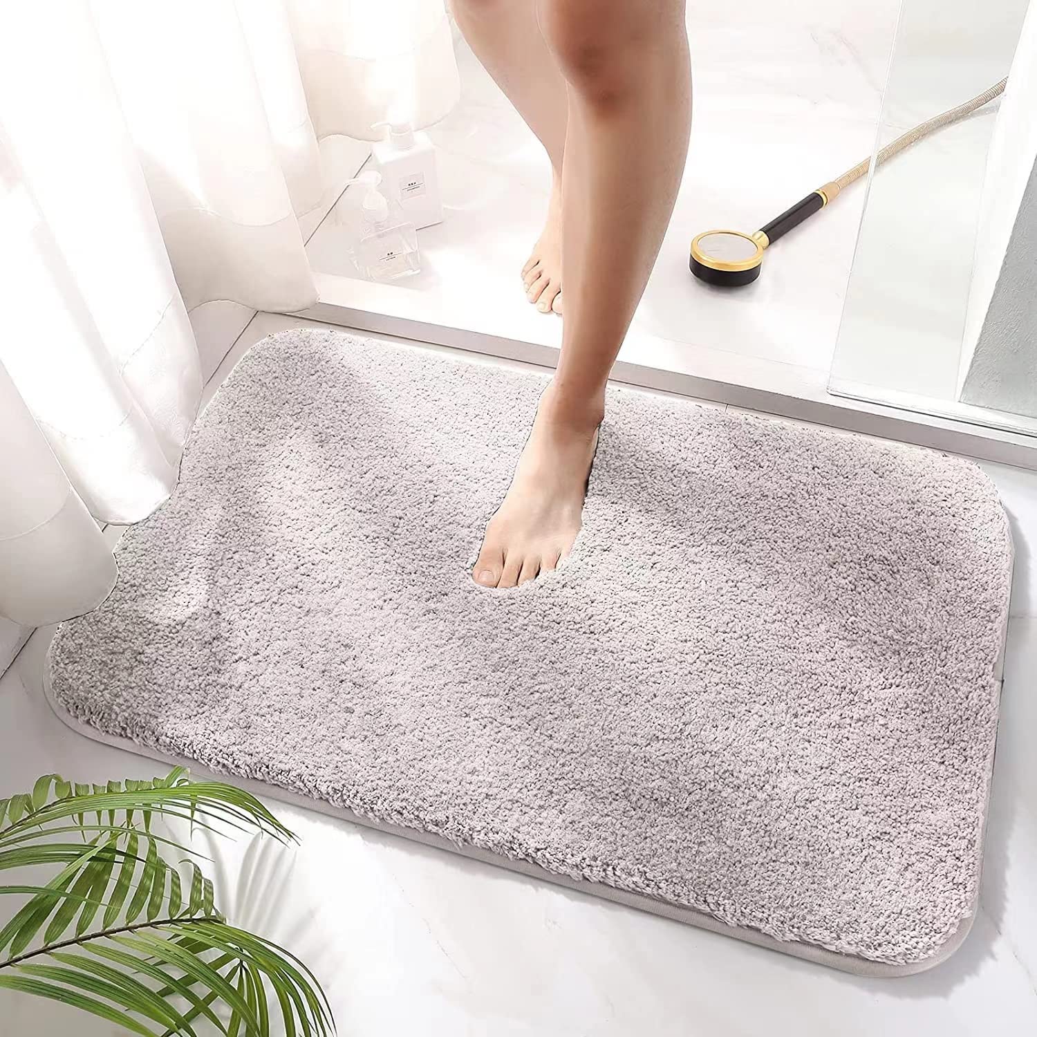 バスマット 足ふきマット お風呂マット 滑り止め 吸水性・速乾性 ソフトタッチ 抗菌 防臭 丸洗い 厚手 ふわふわ 風呂 浴室 台所 洗面台(グレー、40×60)