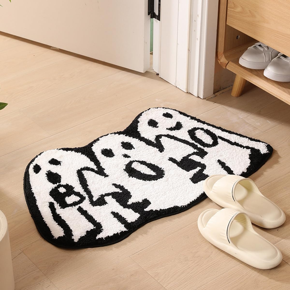 「Tuokus」バスマット 80×50cm 足拭きマット お風呂マット 玄関マット 吸水速乾滑り止め 風呂マット ふんわり 超厚い 吸水速乾 滑り止め ふわふわ 洗える 丸洗い可能 洗面所 脱衣所 浴室 キッチン 台所 TYSD60